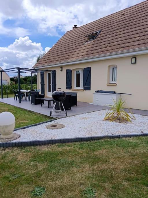 Villa Familiale Avec Spa Et Sauna Saint-Antonin-de-Sommaire Eksteriør bilde